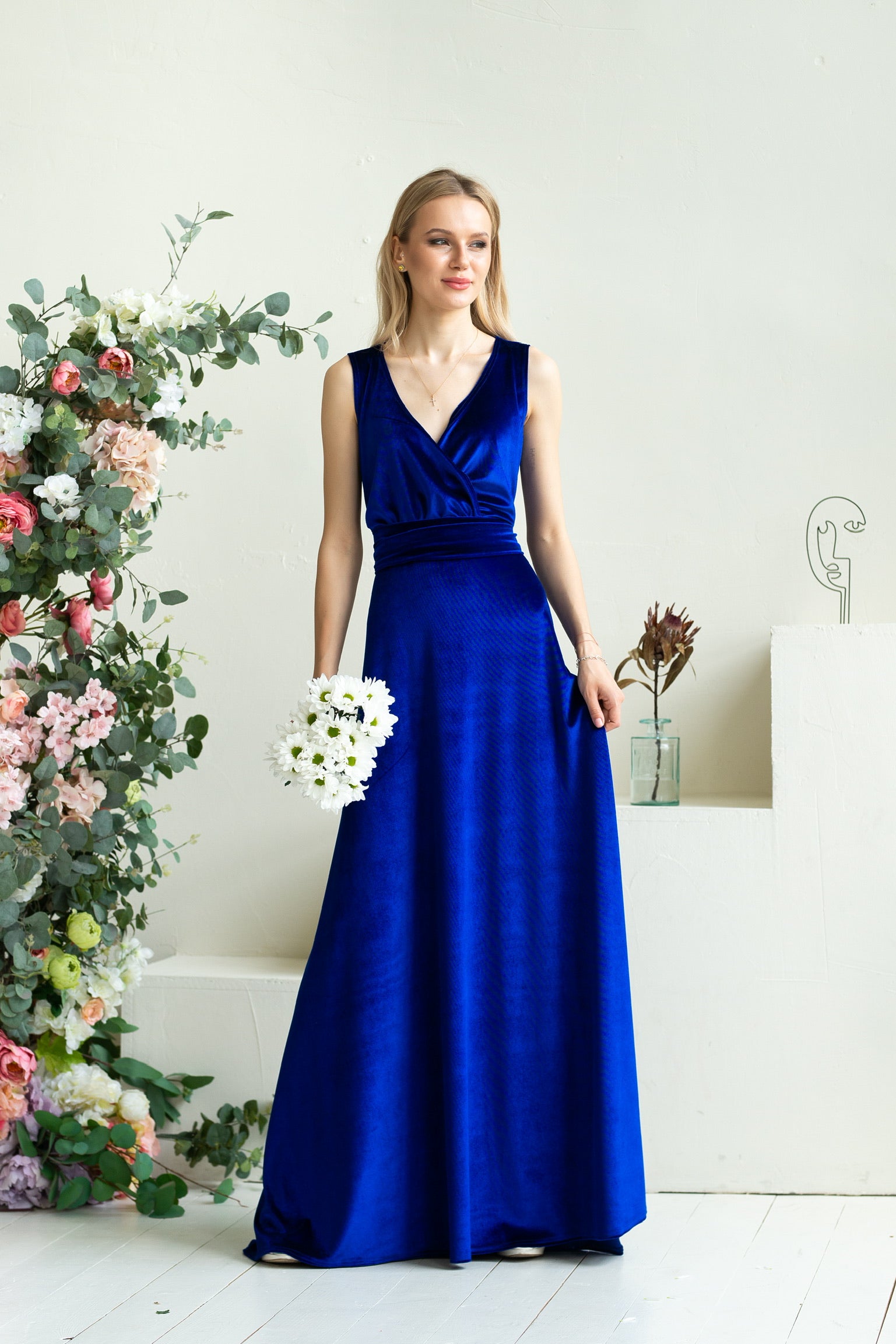 Bridesmaid Sleeveless Velvet Lace Back Maxi Dress